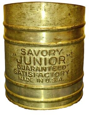 Vintage Savory Junior metal flour sifter in average condition.